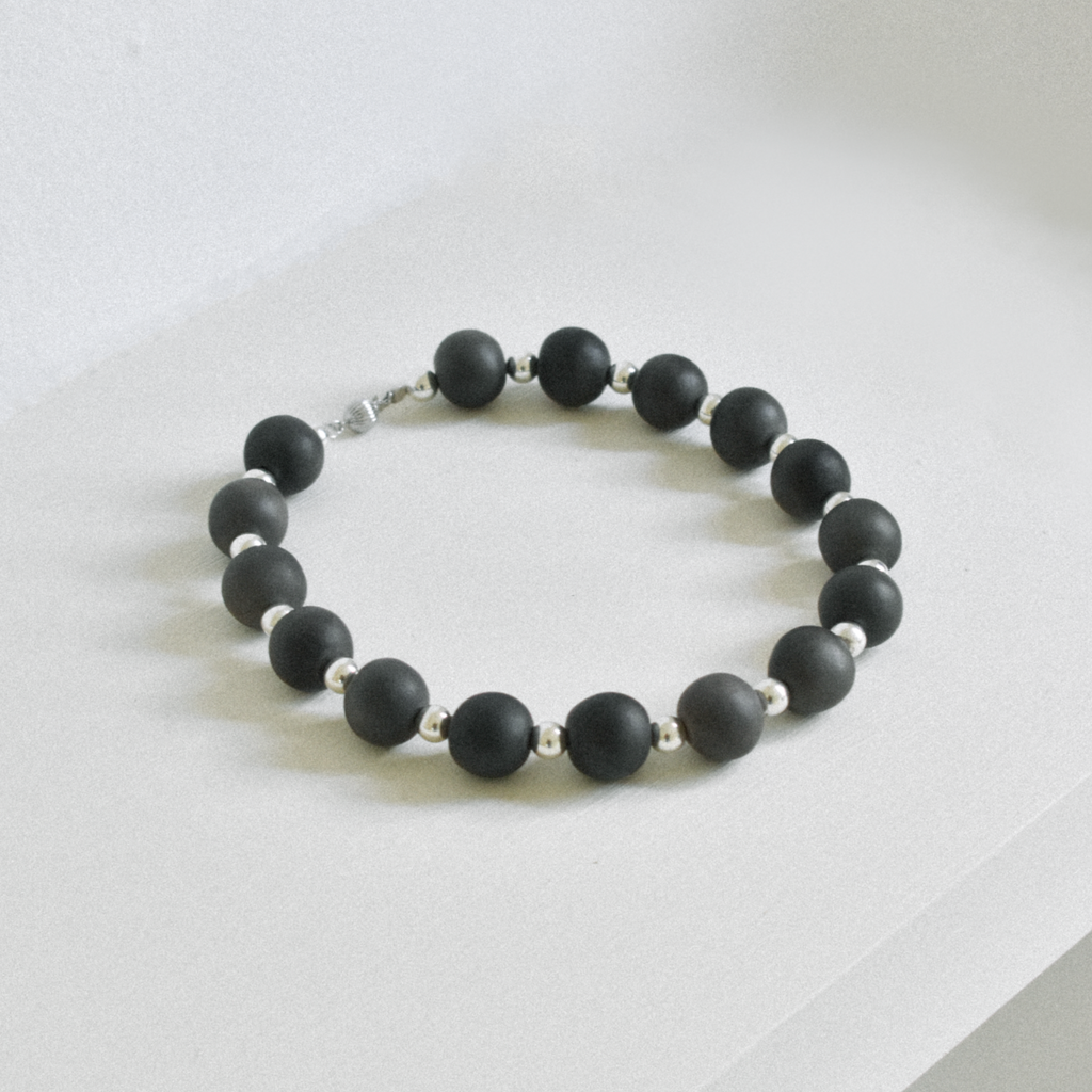 Valles Necklace