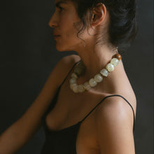 Cargar imagen en el visor de la galería, Green Onyx Peto Necklace