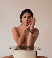 Cargar imagen en el visor de la galería, Nu'Un Earrings