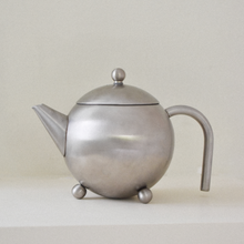 Cargar imagen en el visor de la galería, Vintage Teapot
