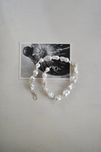 Load image into Gallery viewer, Perla Barroca Carlota Necklace