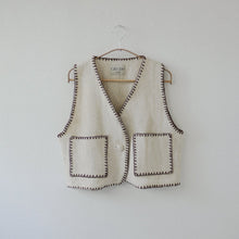 Load image into Gallery viewer, Wool Vest